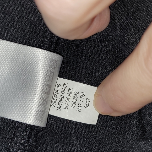 Old Navy Active black tapered joggers Small - Picture 3 of 7